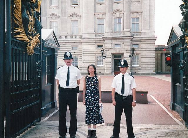 Diana Kaufman with security